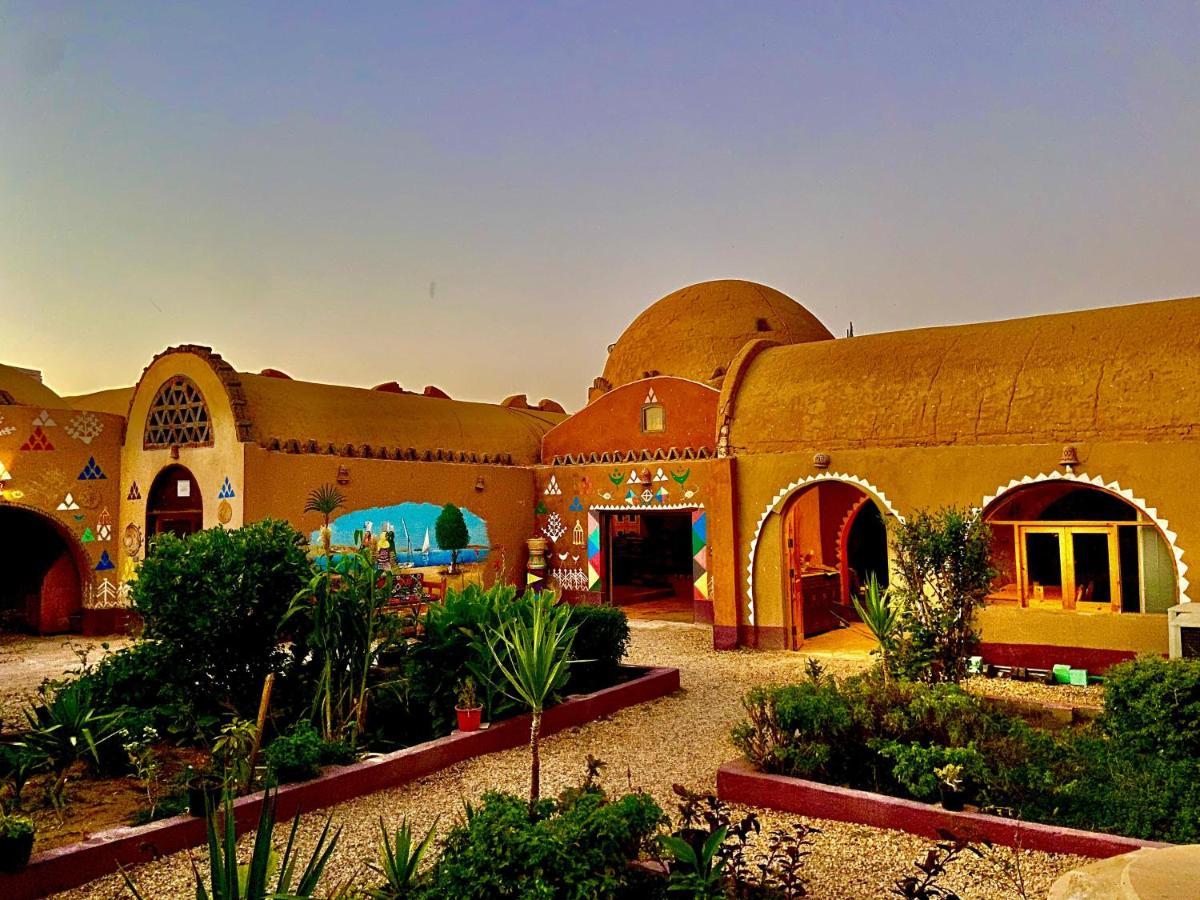 Kabara Nubian House Hotell Abu Simbel Exteriör bild