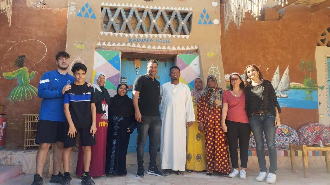 Kabara Nubian House Hotell Abu Simbel Rum bild